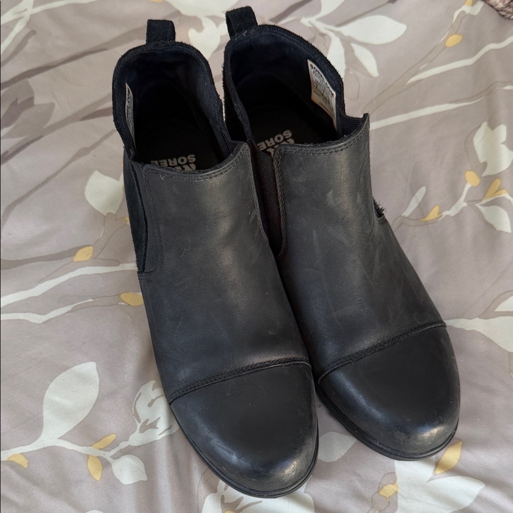 Sorel Women's Black Leather & Suede Ankle Booties